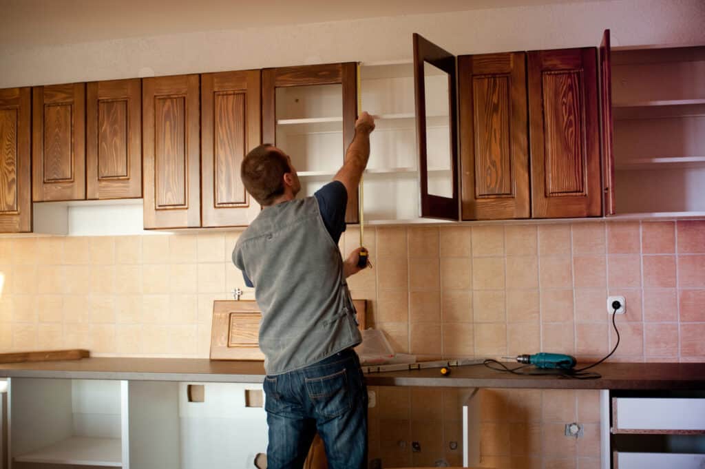 How Much Does It Cost to Paint Kitchen Cabinets