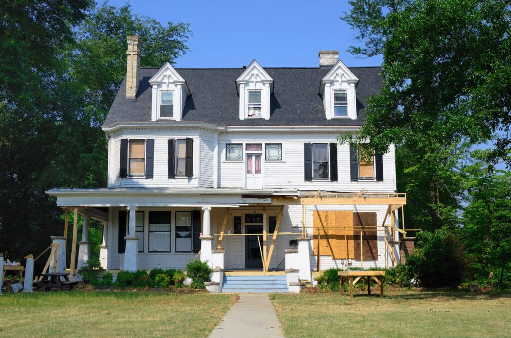 Things to Consider When Renovating an Old House